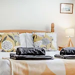 Vakantiehuis 1 Bed In Penrith Oc-91232 *