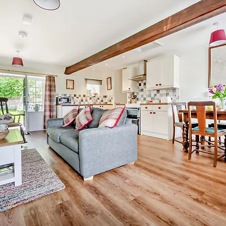 Σπίτι διακοπών 1 Bed In Penrith Oc-91232 *